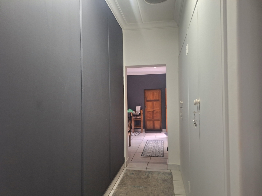 5 Bedroom Property for Sale in Miederpark North West
